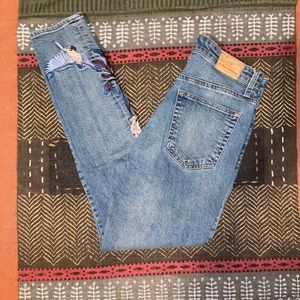 Women’s Lucky Brand Bridgette Skinny jeans! size 6